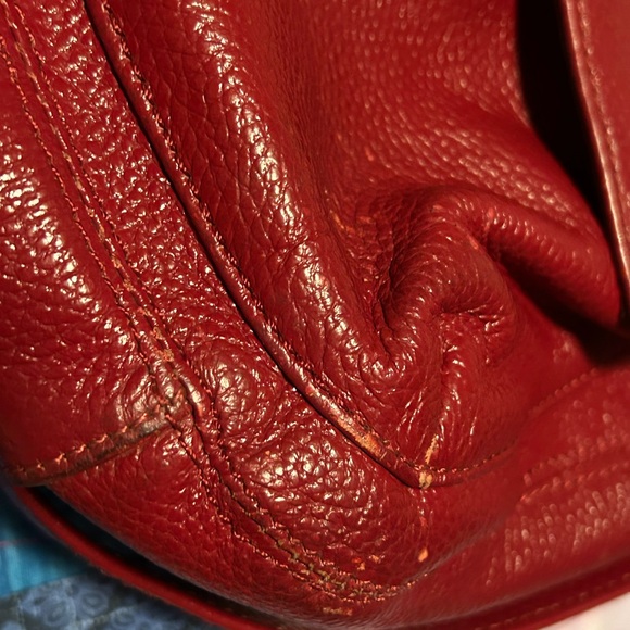 Not Rational Red Leather Shoulder Bag - Picture 5 of 9